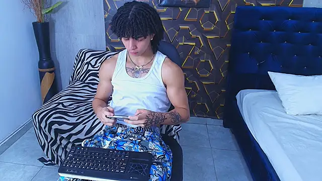 kim curlyy online show from June 4, 2026, 5:19 pm