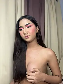 Diannellove online show from April 18, 2026, 7:58 pm