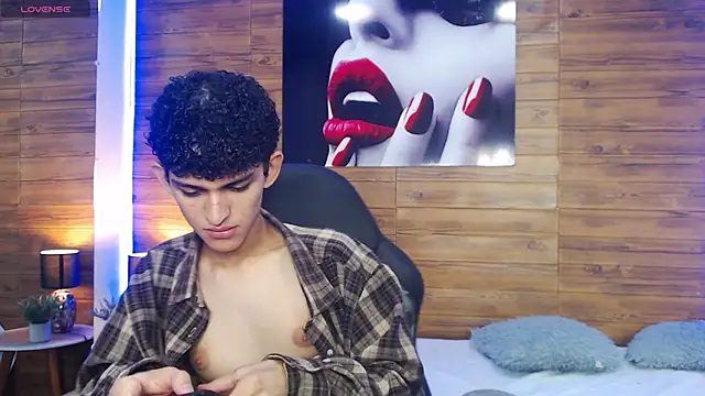 Michaelkoiv online show from March 3, 2026, 11:49 am