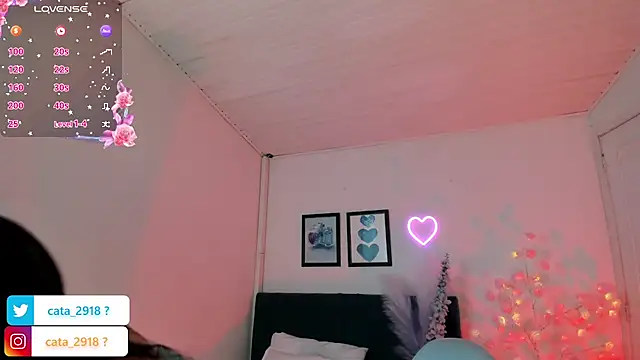 megan rosse11 online show from December 1, 2025, 12:21 pm