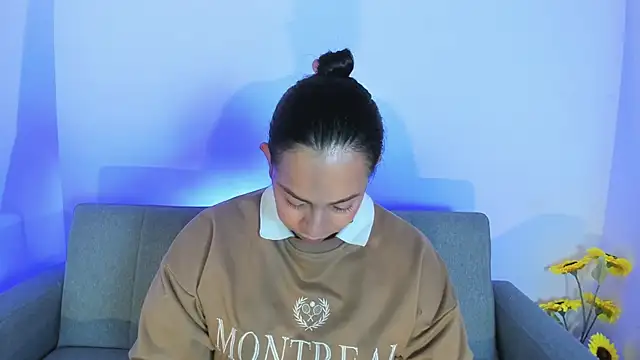 jimena chic1 online show from January 9, 2026, 7:48 pm