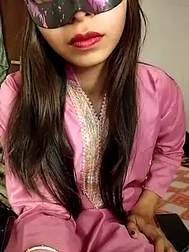 Cute Girl 27 online show from February 15, 2026, 5:09 pm