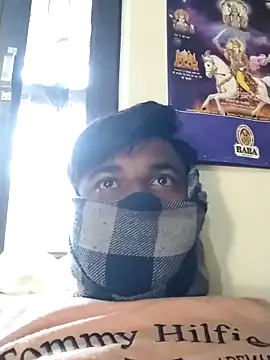 Snapshot of Harry254238 chatting on December 21, 2025, 4:52 am Harry254238 online show from December 21, 2025, 4:52 am