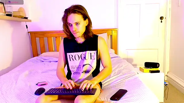 punktwink420 online show from March 4, 2026, 11:44 pm