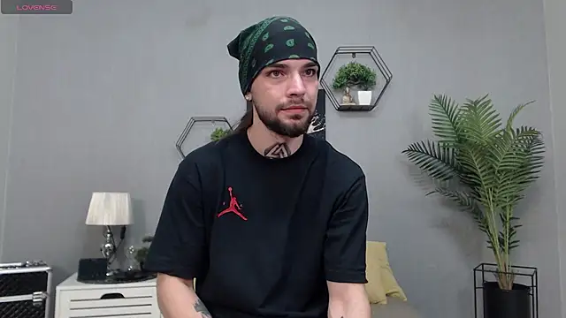 KaneHunter online show from March 16, 2026, 8:13 pm