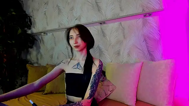 Ellen Hops online show from April 19, 2026, 8:57 am