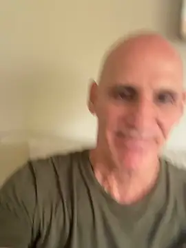 Elosoo online show from March 10, 2026, 2:11 pm