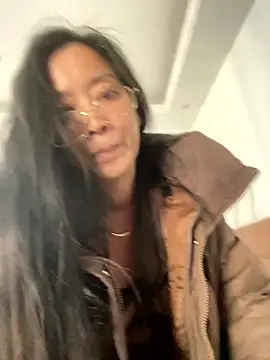 xiangxiang-love online show from January 8, 2026, 4:37 am