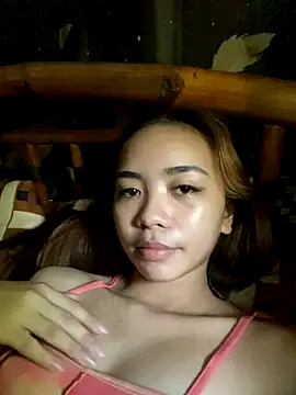 Snapshot of lilly_delaney chatting on November 27, 2025, 1:40 am lilly delaney online show from November 27, 2025, 1:40 am