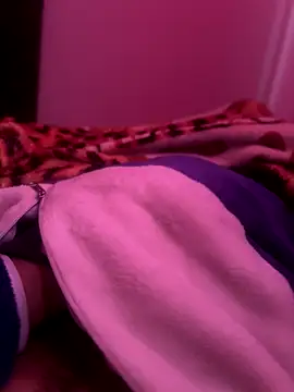 tusantiXX online show from November 26, 2025, 5:58 pm