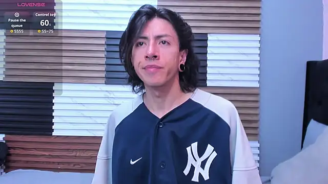 LiamShelby online show from December 18, 2025, 2:39 am