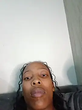 Snapshot of MsParisSmith chatting on February 24, 2026, 8:07 pm MsParisSmith online show from February 24, 2026, 8:07 pm