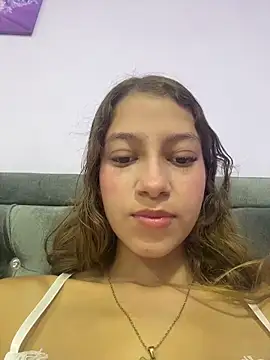 Vanneskk online show from April 5, 2026, 11:24 pm