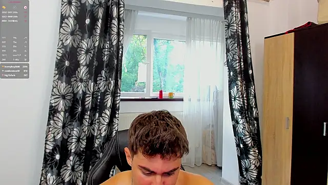 Snapshot of greekgod199 chatting on May 25, 2026, 4:18 am greekgod199 online show from May 25, 2026, 4:18 am