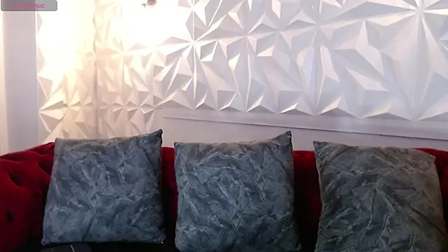 idk 24  online show from December 17, 2025, 4:35 pm