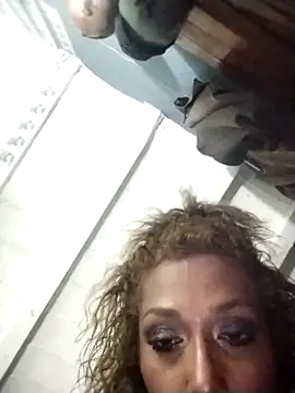 qaarlyfogosa online show from February 4, 2026, 7:58 am