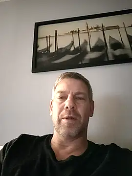 lorisaux online show from November 27, 2025, 12:46 am