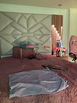 coraline vera online show from April 14, 2026, 6:58 pm