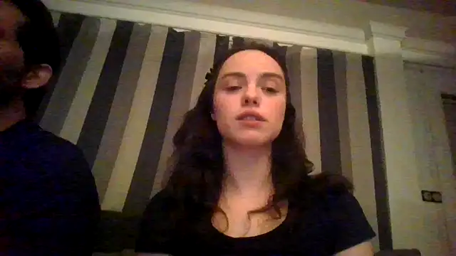 Denisxsxs online show from January 9, 2026, 7:37 pm