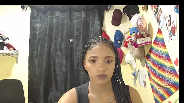 lia Hazbun online show from December 3, 2025, 3:03 am