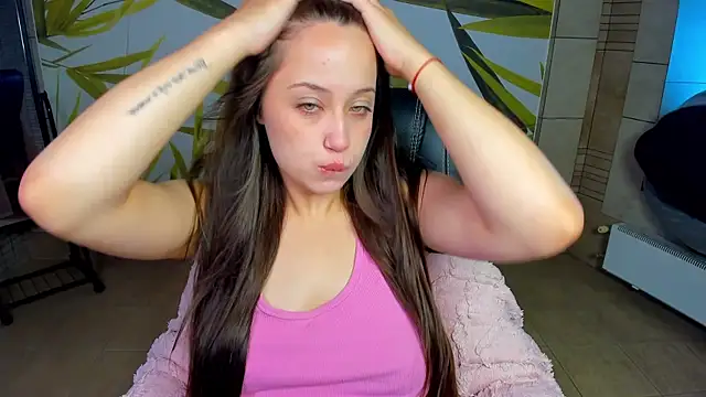 Snapshot of Carolina-sky chatting on July 24, 2026, 1:36 am Carolina-sky online show from July 24, 2026, 1:36 am