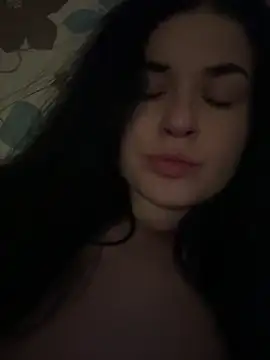 LisaFoxxy444 online show from April 8, 2026, 5:57 pm