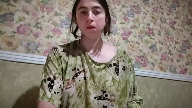 Aphr0ditee online show from July 24, 2026, 6:17 pm