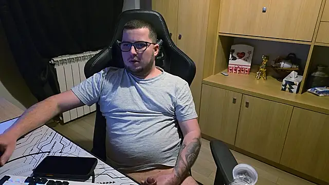 kevinnlovelly online show from January 31, 2026, 7:11 pm