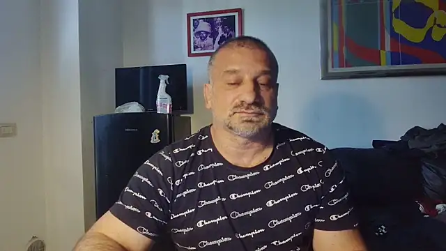 Snapshot of Mauro7788 chatting on May 10, 2026, 10:42 am Mauro7788 online show from May 10, 2026, 10:42 am