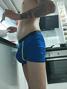 nofaceloverss online show from July 24, 2026, 5:44 pm