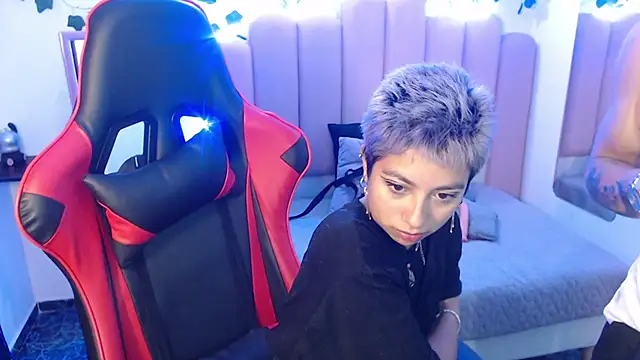 Snapshot of Mike_bj chatting on January 6, 2026, 1:37 pm Mike bj online show from January 6, 2026, 1:37 pm