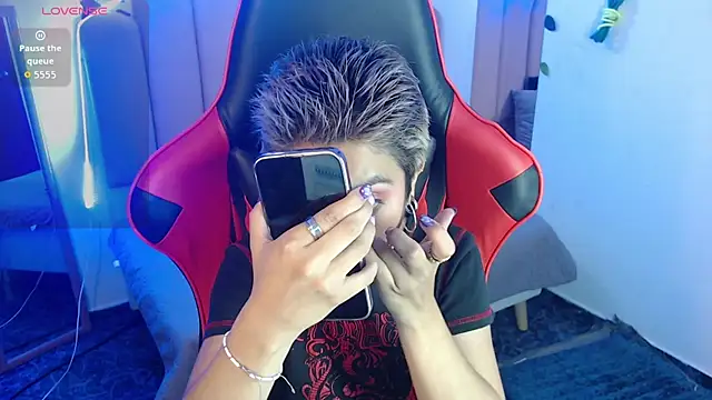 Snapshot of Mike_bj chatting on January 8, 2026, 3:25 pm Mike bj online show from January 8, 2026, 3:25 pm