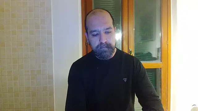 Snapshot of AMIRDIB2025 chatting on May 3, 2026, 10:16 pm AMIRDIB2025 online show from May 3, 2026, 10:16 pm