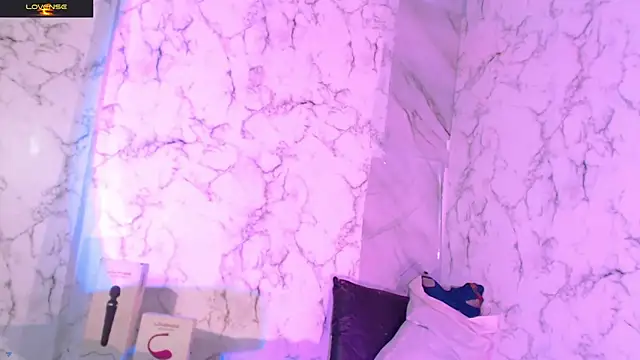 GraceMaaceey online show from December 16, 2025, 11:37 am