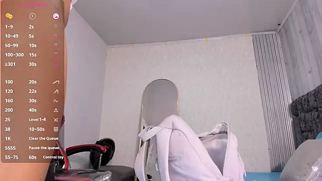 Brizza H033 online show from April 9, 2026, 8:58 pm