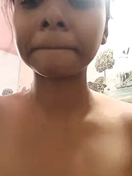 Cute diya023 online show from February 26, 2026, 5:17 am