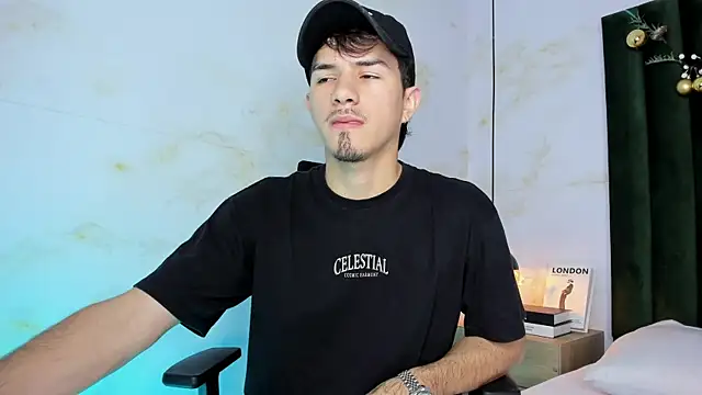 Justin duque online show from December 18, 2025, 7:20 pm