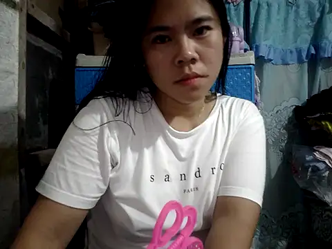 xxdreamgirl69 online show from March 29, 2026, 9:04 pm