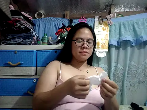 Snapshot of xxdreamgirl69 chatting on June 10, 2026, 9:35 pm xxdreamgirl69 online show from June 10, 2026, 9:35 pm