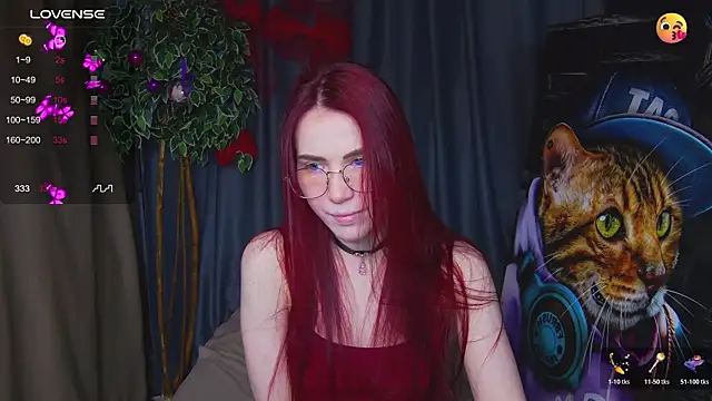 Emily Kente online show from December 14, 2025, 12:49 am