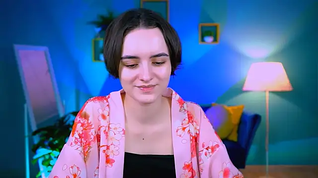 KateWillows online show from December 4, 2025, 4:11 am