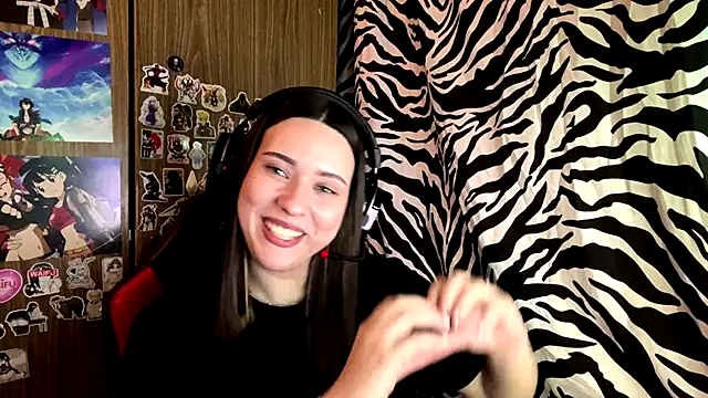 AngeliqueSulima online show from December 2, 2025, 1:17 pm