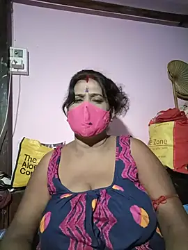 Snapshot of me-pari-hu chatting on July 18, 2026, 6:12 pm me-pari-hu online show from July 18, 2026, 6:12 pm
