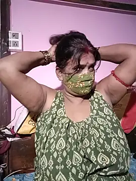 Snapshot of me-pari-hu chatting on July 27, 2026, 4:03 pm me-pari-hu online show from July 27, 2026, 4:03 pm