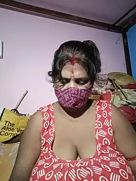 Snapshot of me-pari-hu chatting on July 28, 2026, 7:39 pm me-pari-hu online show from July 28, 2026, 7:39 pm