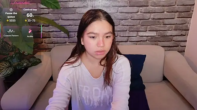 laurent scott online show from December 16, 2025, 11:48 am