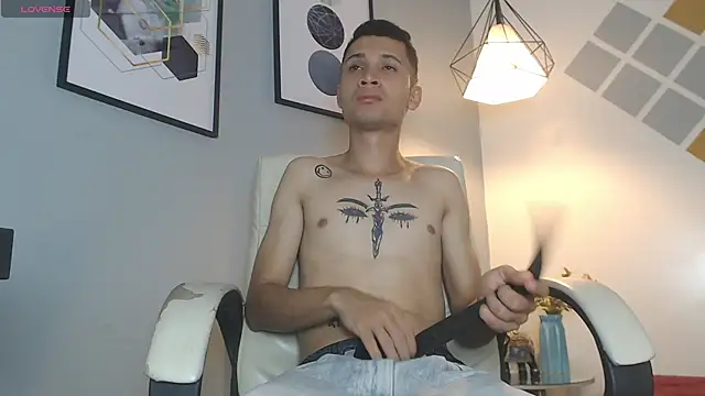 Snapshot of LucassSmith11 chatting on February 11, 2026, 5:51 pm LucassSmith11 online show from February 11, 2026, 5:51 pm