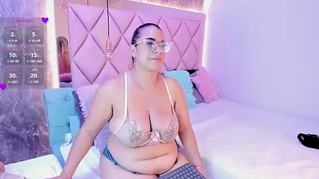 MHONIKBELUCCI online show from March 5, 2026, 10:06 pm