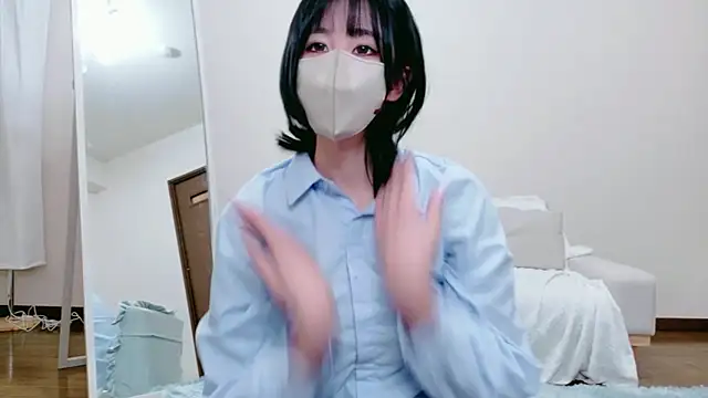 Emiri-jpn online show from February 19, 2026, 10:33 am