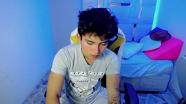 Green XoX online show from January 12, 2026, 2:11 pm